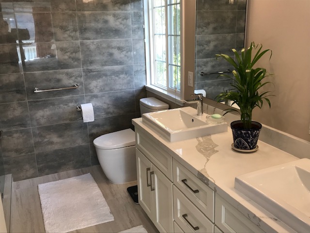 Bathroom re-tile, customer photo
